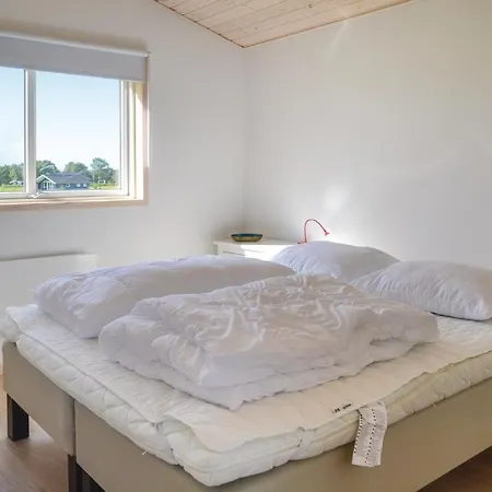 Four-bedroom Holiday In Tatil Evi *